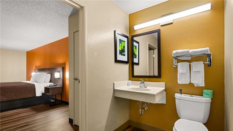 <b>Suburban Studios near Hanes Mall Room</b>. Images powered by <a href="https://iceportal.shijigroup.com/" title="IcePortal" target="_blank">IcePortal</a>.