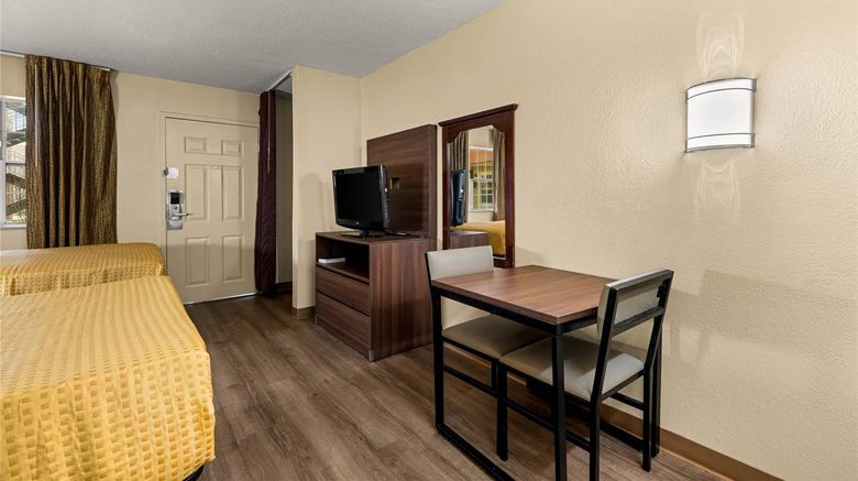 <b>Suburban Studios near Hanes Mall Room</b>. Images powered by <a href="https://iceportal.shijigroup.com/" title="IcePortal" target="_blank">IcePortal</a>.