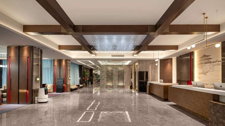 <b>Ramada by Wyndham Honghe Kaiyuan Lobby</b>. Images powered by <a href="https://iceportal.shijigroup.com/" title="IcePortal" target="_blank">IcePortal</a>.