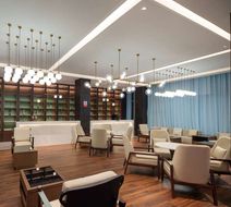 Ramada by Wyndham Honghe Kaiyuan Lobby