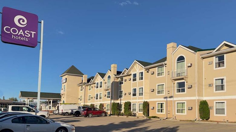 <b>Coast Hinton Hotel Exterior</b>. Images powered by <a href="https://iceportal.shijigroup.com/" title="IcePortal" target="_blank">IcePortal</a>.