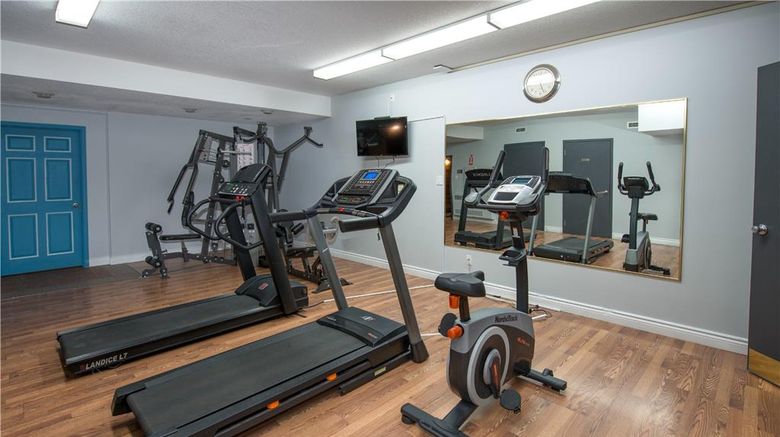 <b>Coast Hinton Hotel Health</b>. Images powered by <a href="https://iceportal.shijigroup.com/" title="IcePortal" target="_blank">IcePortal</a>.