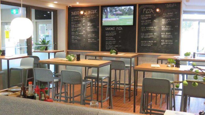 <b>Baileys Motel Restaurant</b>. Images powered by <a href="https://iceportal.shijigroup.com/" title="IcePortal" target="_blank">IcePortal</a>.