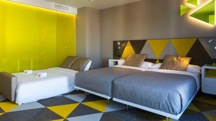 Macia Sevilla Kubb Room