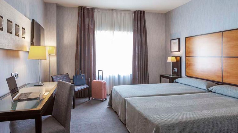<b>Hotel Macia Real de la Alhambra Room</b>. Images powered by <a href="https://iceportal.shijigroup.com/" title="IcePortal" target="_blank">IcePortal</a>.