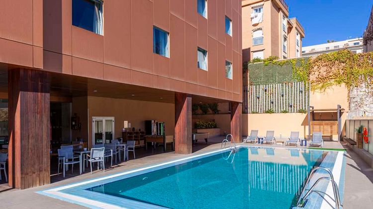 Hotel Macia Real de la Alhambra Pool