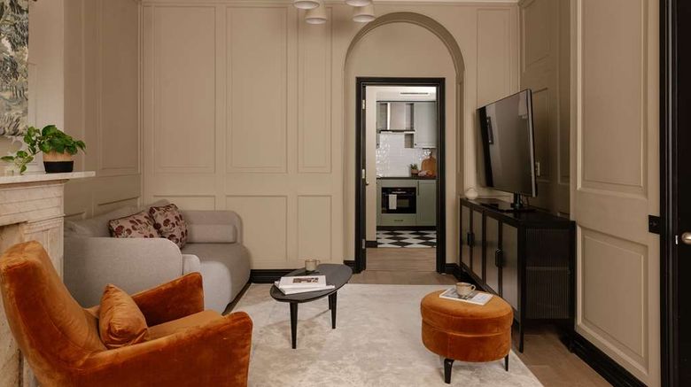 <b>Native Kings Wardrobe Room</b>. Images powered by <a href="https://iceportal.shijigroup.com/" title="IcePortal" target="_blank">IcePortal</a>.