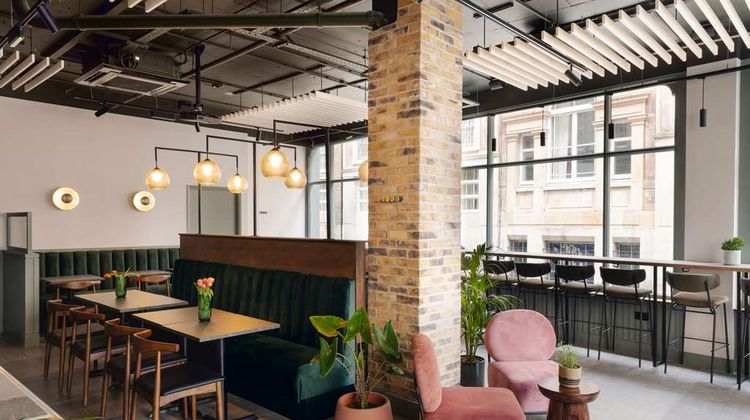 Native Kings Wardrobe Restaurant