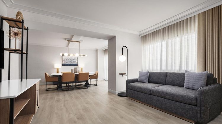 Hyatt Regency Irvine Suite