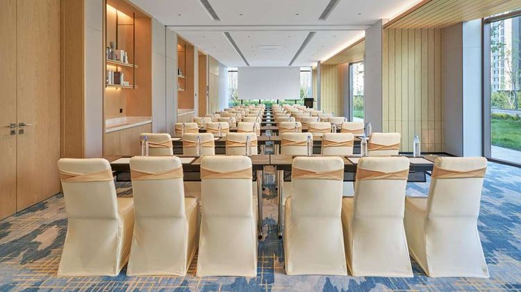 Hyatt Place Yantai Development Zone Meeting