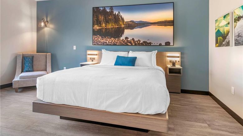 <b>Cambria Hotel Lake Placid-Lakeside Resrt Room</b>. Images powered by <a href="https://iceportal.shijigroup.com/" title="IcePortal" target="_blank">IcePortal</a>.