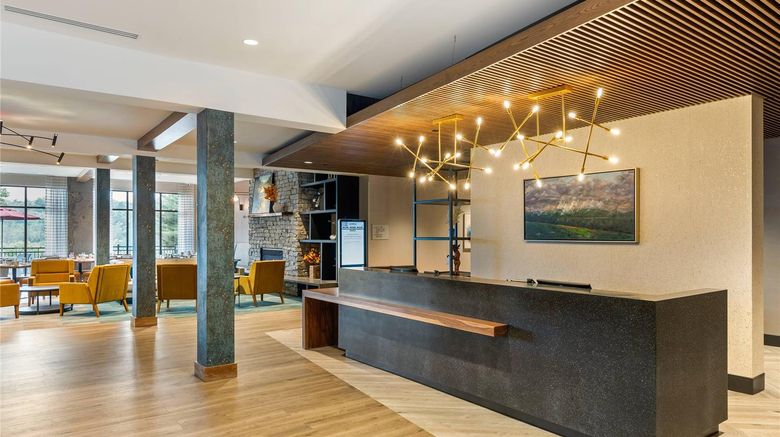 <b>Cambria Hotel Lake Placid-Lakeside Resrt Lobby</b>. Images powered by <a href="https://iceportal.shijigroup.com/" title="IcePortal" target="_blank">IcePortal</a>.