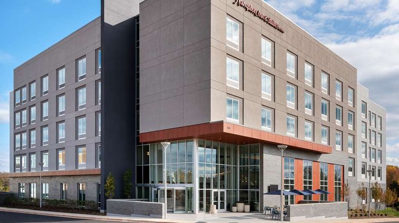 <b>Hampton Inn & Suites by Hilton Exterior</b>. Images powered by <a href="https://iceportal.shijigroup.com/" title="IcePortal" target="_blank">IcePortal</a>.
