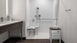 <b>Hampton Inn & Suites by Hilton Room</b>. Images powered by <a href="https://iceportal.shijigroup.com/" title="IcePortal" target="_blank">IcePortal</a>.
