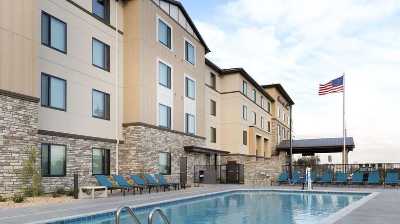 <b>Hampton Inn & Suites Porter Ranch LA Pool</b>. Images powered by <a href="https://iceportal.shijigroup.com/" title="IcePortal" target="_blank">IcePortal</a>.