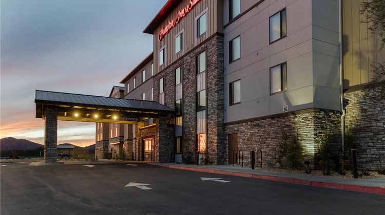 Hampton Inn & Suites Porter Ranch LA Exterior