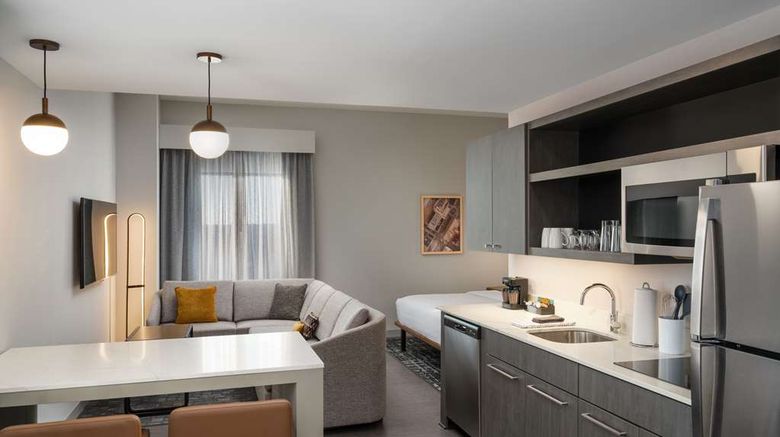 <b>Homewood Suites by Hilton Raleigh Room</b>. Images powered by <a href="https://iceportal.shijigroup.com/" title="IcePortal" target="_blank">IcePortal</a>.