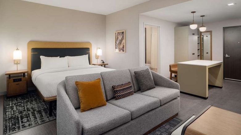 <b>Homewood Suites by Hilton Raleigh Room</b>. Images powered by <a href="https://iceportal.shijigroup.com/" title="IcePortal" target="_blank">IcePortal</a>.
