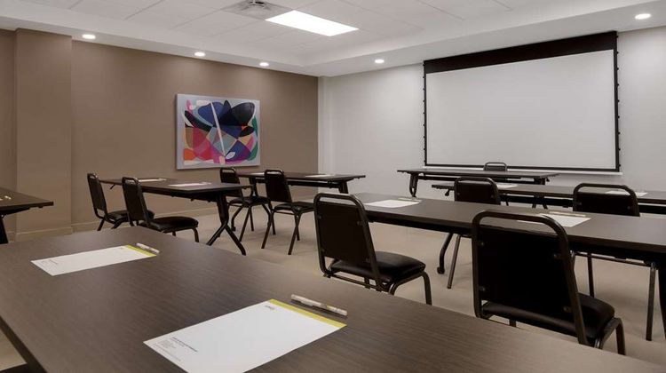 Home2 Suites by Hilton Thunder Bay Meeting