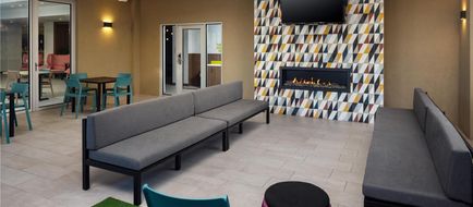Home2 Suites Memphis Downtown Exterior