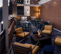 Home2 Suites Memphis Downtown Exterior