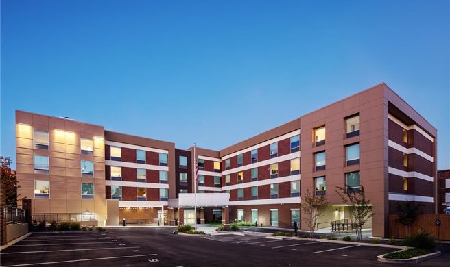 Home2 Suites Memphis Downtown Exterior