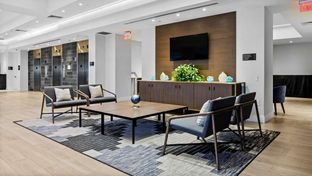 DoubleTree by Hilton New York JFK Arpt