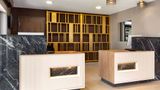 <b>La Quinta Inn Columbia NE/Fort Jackson Lobby</b>. Images powered by <a href="https://iceportal.shijigroup.com/" title="IcePortal" target="_blank">IcePortal</a>.