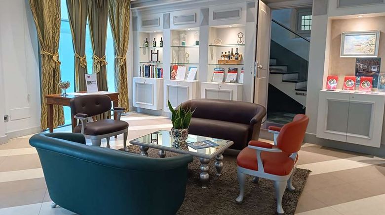 <b>Hotel Centrale, BW Signature Collection Lobby</b>. Images powered by <a href="https://iceportal.shijigroup.com/" title="IcePortal" target="_blank">IcePortal</a>.