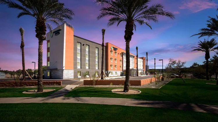 WoodSpring Suites Chandler Airport Exterior