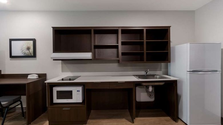 <b>WoodSpring Suites Chandler Airport Room</b>. Images powered by <a href="https://iceportal.shijigroup.com/" title="IcePortal" target="_blank">IcePortal</a>.