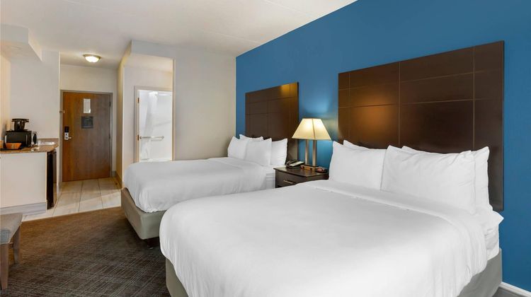 Comfort Inn & Suites Mundelein Suite