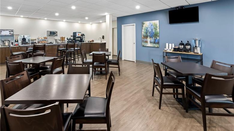 <b>Howard Johnson by Wyndham Thunder Bay Restaurant</b>. Images powered by <a href="https://iceportal.shijigroup.com/" title="IcePortal" target="_blank">IcePortal</a>.