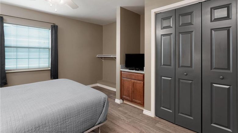 <b>Eagle's Den Suites-Travelodge by Wyndham Suite</b>. Images powered by <a href="https://iceportal.shijigroup.com/" title="IcePortal" target="_blank">IcePortal</a>.