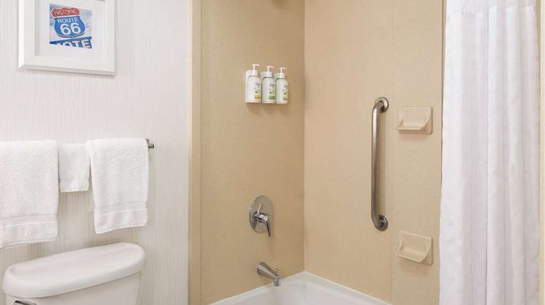 <b>Wingate by Wyndham St Louis Airport Room</b>. Images powered by <a href="https://iceportal.shijigroup.com/" title="IcePortal" target="_blank">IcePortal</a>.