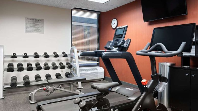 <b>Wingate by Wyndham St Louis Airport Health</b>. Images powered by <a href="https://iceportal.shijigroup.com/" title="IcePortal" target="_blank">IcePortal</a>.