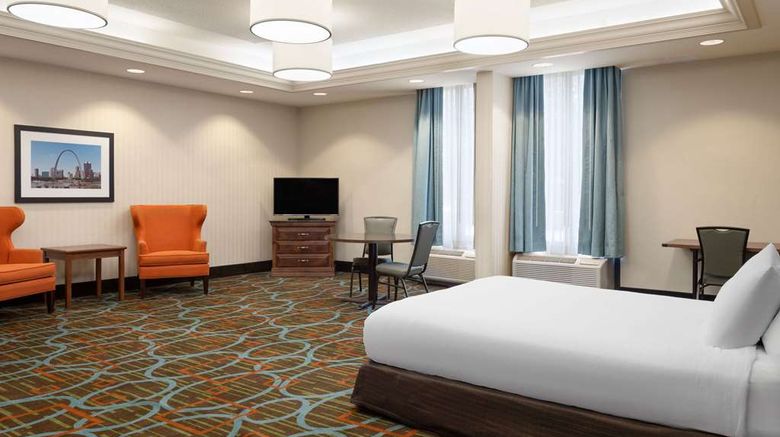 <b>Wingate by Wyndham St Louis Airport Suite</b>. Images powered by <a href="https://iceportal.shijigroup.com/" title="IcePortal" target="_blank">IcePortal</a>.
