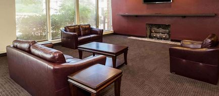 Days Inn by Wyndham Williamsport Lobby