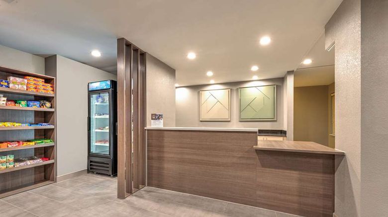 <b>Hawthorn Extended Stay Bedford/Dallas Lobby</b>. Images powered by <a href="https://iceportal.shijigroup.com/" title="IcePortal" target="_blank">IcePortal</a>.
