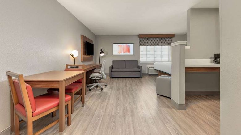 <b>Hawthorn Extended Stay Bedford/Dallas Suite</b>. Images powered by <a href="https://iceportal.shijigroup.com/" title="IcePortal" target="_blank">IcePortal</a>.