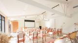 <b>Auberge Bouirrelly Meeting</b>. Images powered by <a href="https://iceportal.shijigroup.com/" title="IcePortal" target="_blank">IcePortal</a>.