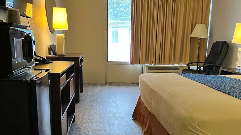 <b>Travelodge by Wyndham Carlisle North Room</b>. Images powered by <a href="https://iceportal.shijigroup.com/" title="IcePortal" target="_blank">IcePortal</a>.