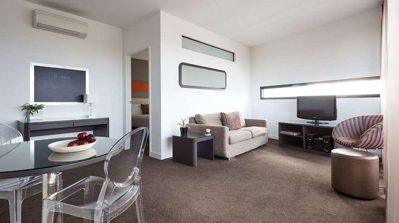 <b>Punthill Dandenong Suite</b>. Images powered by <a href="https://iceportal.shijigroup.com/" title="IcePortal" target="_blank">IcePortal</a>.