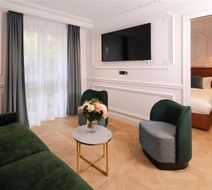 Mode Paris Aparthotel Suite