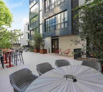 Mode Paris Aparthotel Exterior