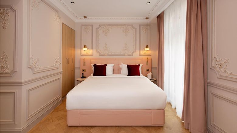 <b>Mode Paris Aparthotel Suite</b>. Images powered by <a href="https://iceportal.shijigroup.com/" title="IcePortal" target="_blank">IcePortal</a>.