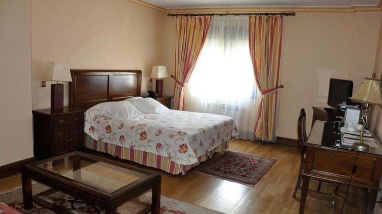 Hotel Aranda Room