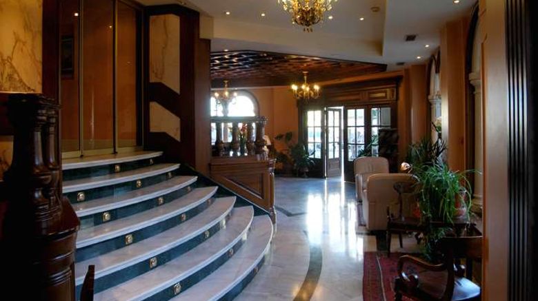 <b>Hotel Aranda Lobby</b>. Images powered by <a href="https://iceportal.shijigroup.com/" title="IcePortal" target="_blank">IcePortal</a>.