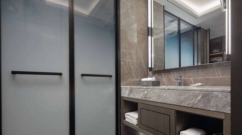 <b>Wyndham Garden West Railway Station Room</b>. Images powered by <a href="https://iceportal.shijigroup.com/" title="IcePortal" target="_blank">IcePortal</a>.