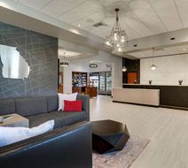 Drury Plaza Hotel Savannah Pooler Lobby